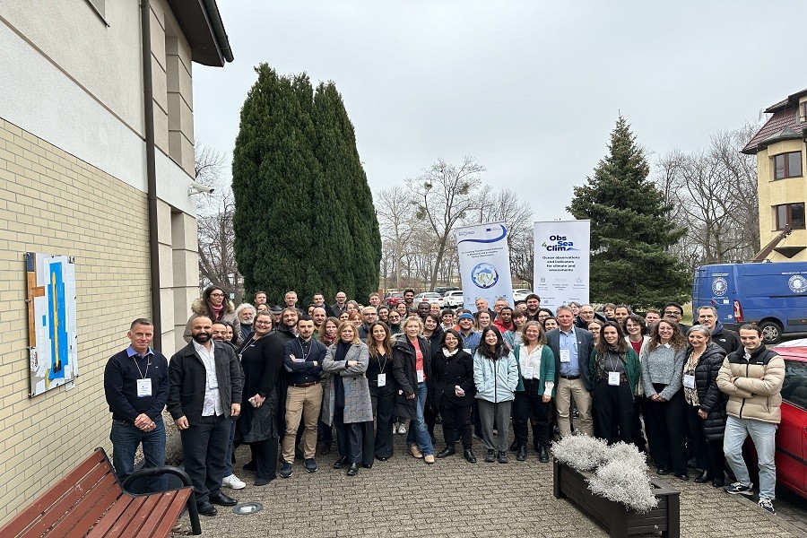 Łącząc siły dla oceanu: interdyscyplinarne spotkanie projektów BioEcoOcean i ObsSea4Clim w IO PAN